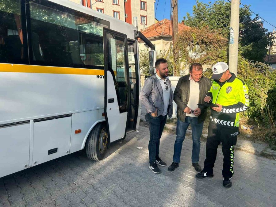 Beyşehir’de Okul Servis Araçları Denetlendi