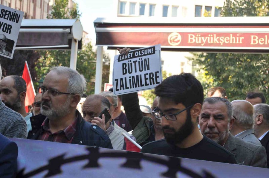 Cuma Namazı Sonrası Filistin’de Can Verenler İçin Basın Açıklaması Yapıldı