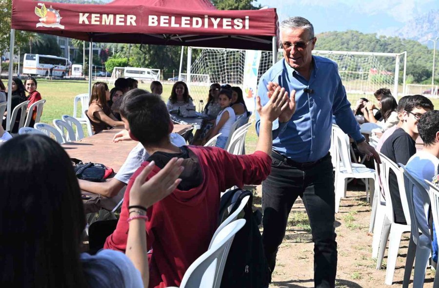 Başkan Topaloğlu, Öğrencilerin Hazırladığı Yemeğe Misafir Oldu