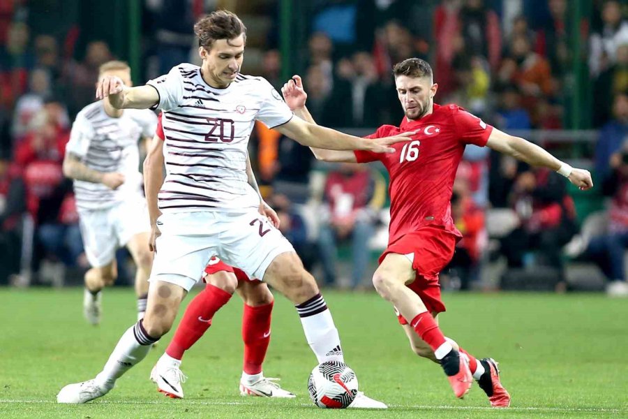 Euro 2024 Elemeleri: Türkiye: 0 - Letonya: 0 (ilk Yarı)