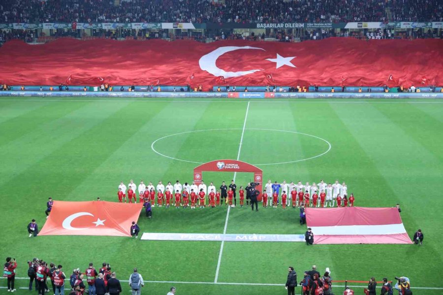 Euro 2024 Elemeleri: Türkiye: 0 - Letonya: 0 (ilk Yarı)