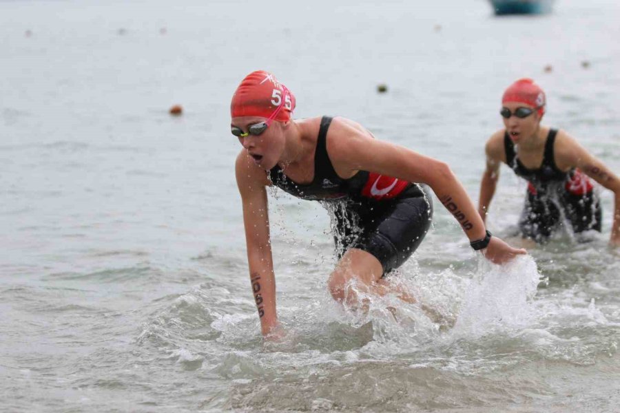 Uluslararası Alanya Triatlon Yarışları’nın 32.’si Tamamlandı