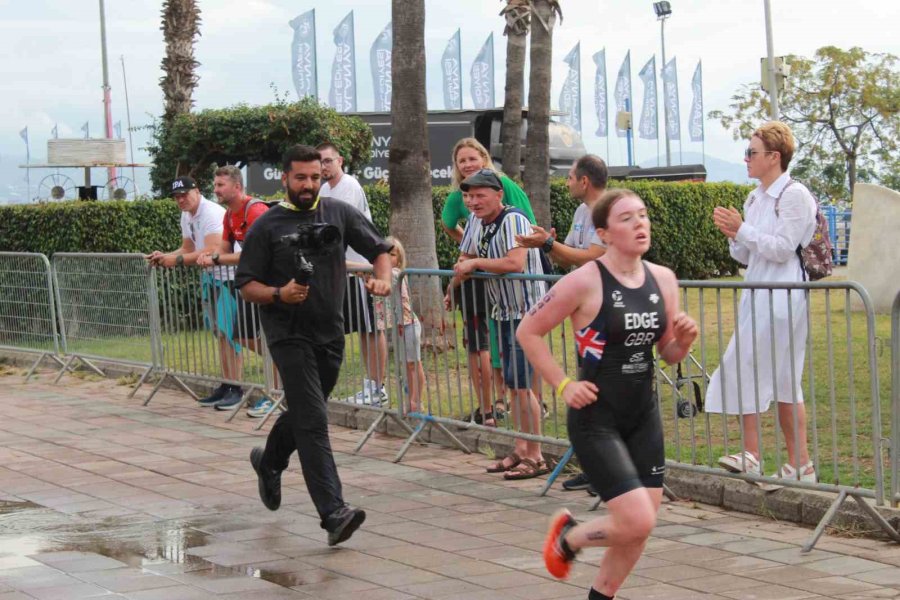 Uluslararası Alanya Triatlon Yarışları’nın 32.’si Tamamlandı