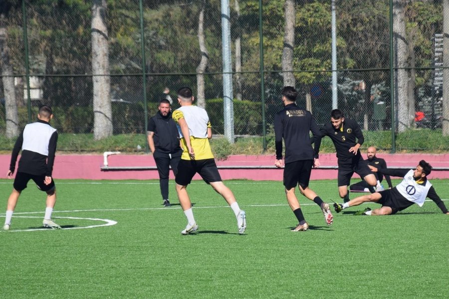 Anadolu Üniversitesi’nde Ergene Velimeşe Maçı Hazırlıklarına Ara Vermeden Başladı