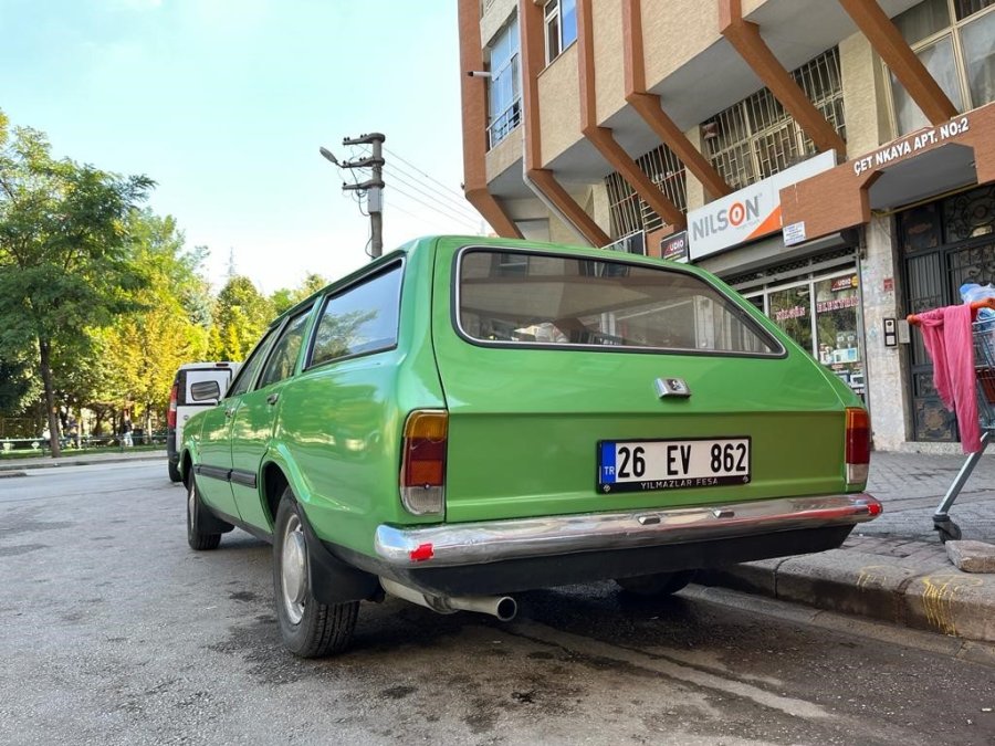 93 Yaşındaki Kore Gazisi 48 Yıllık Aracına Gelen Teklifleri Reddediyor