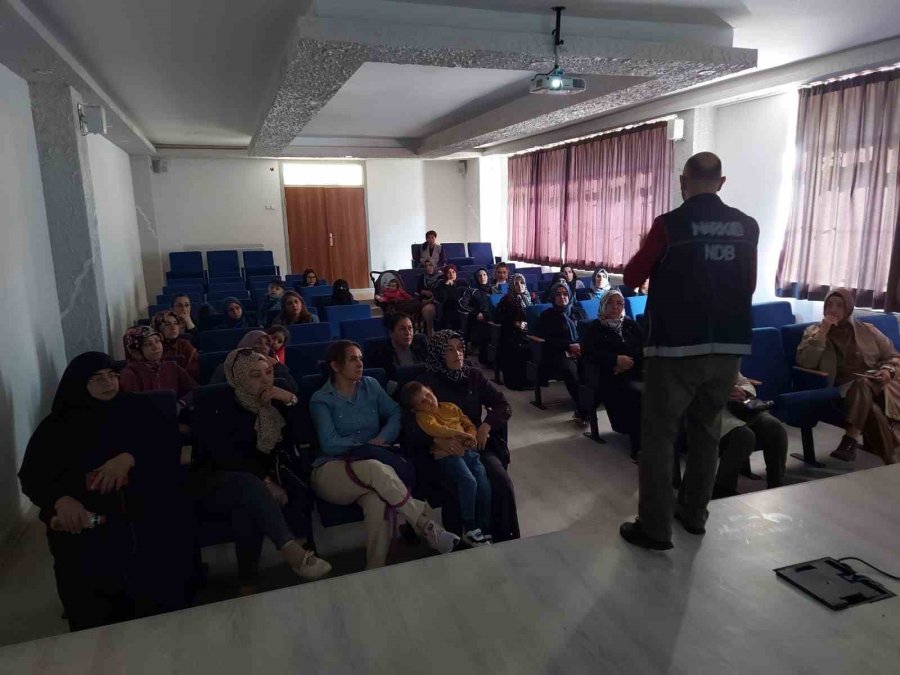 Kayseri Polisi Uyuşturucunun Zararlarını Anlattı