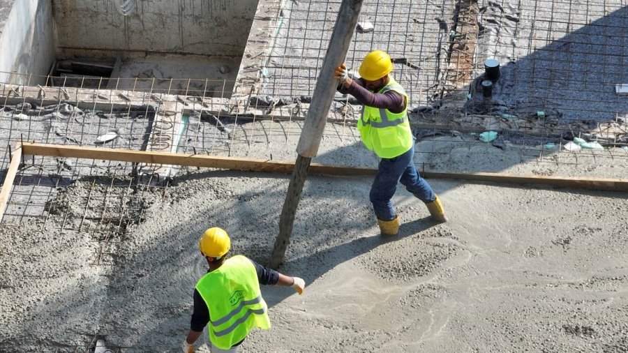 Bakan Bak, Sporcu Seçme Ve Yetiştirme Merkezi’nin Temel Atma Törenine Katıldı