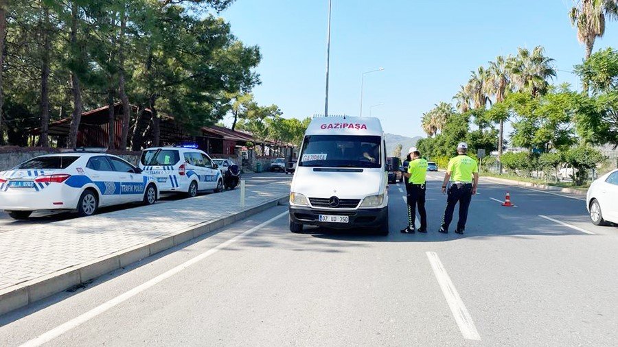 Yolcu Minibüsleri Denetlendi