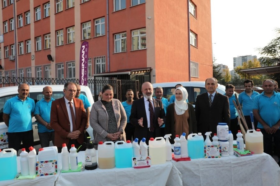 Başkan Çolakbayrakdar, “rutinin Dışında Çevreye Ve İnsana Fark Katacak Hizmetler Yapıyoruz”