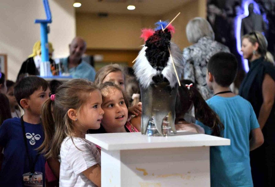 Konyaaltı Kukla Atölyesi Sergisi Açıldı