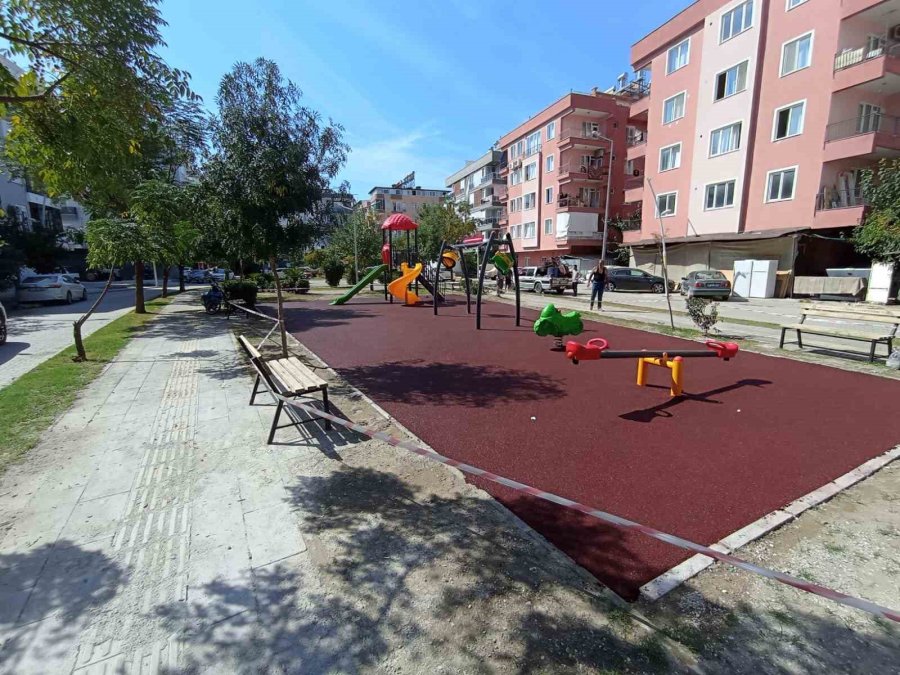 Büyükşehir’den Demre Ve İbradı İlçelerine Yeni Parklar