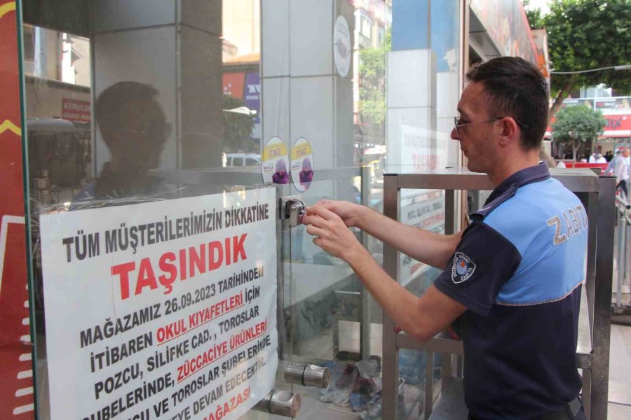 Tarihi Zafer Çarşısında Tahliye Başladı