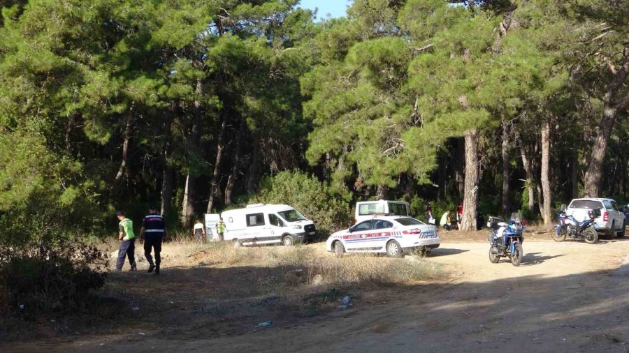 Kontrolden Çıkan Motosikletin Sürücüsü Hayatını Kaybetti