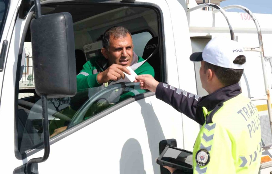 Trafik Başkanı Ayhan, Konya’da Araçlara Yönelik Denetime Katıldı