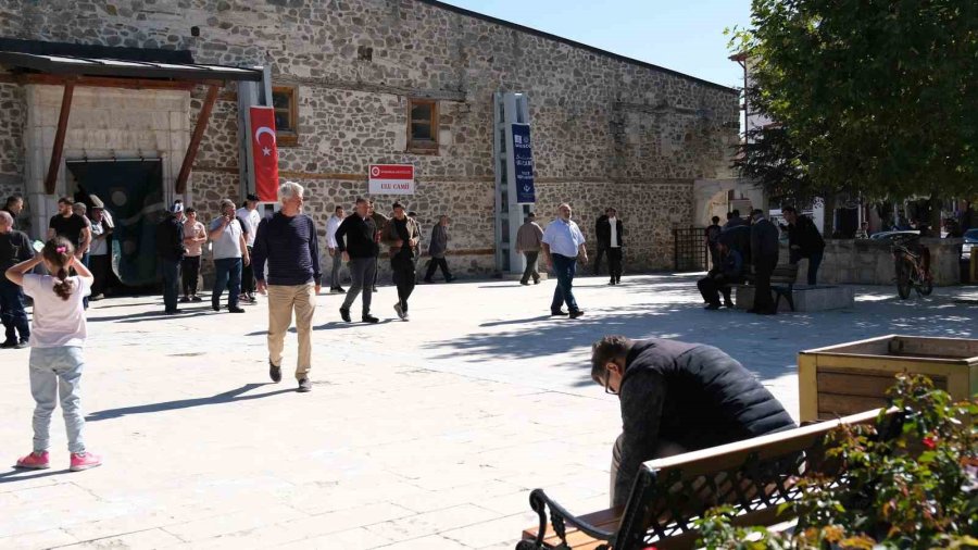 Tarih Ve Kültür Zengini Sivrihisar’a Ziyaretçi Akını Devam Ediyor