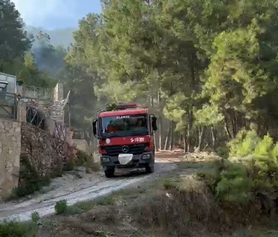 Alanya’daki Orman Yangını Kontrol Altına Alındı