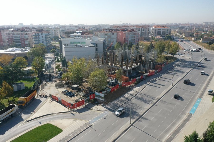 Karatay Kültür Merkezi’nin Yapımı Sürüyor