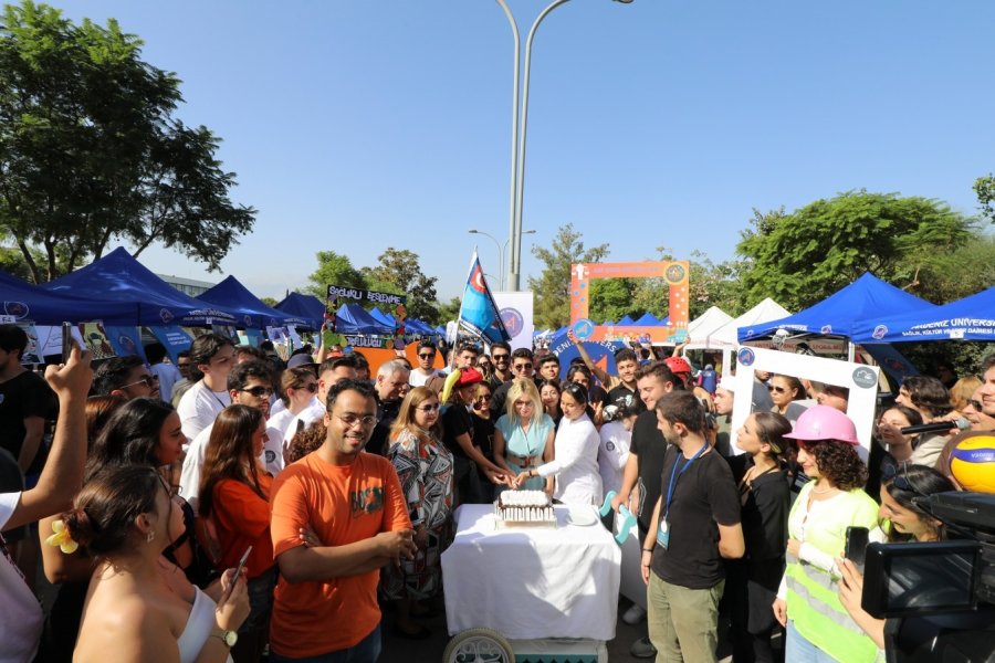 Öğrenci Toplulukları Tanıtım Günleri Başladı