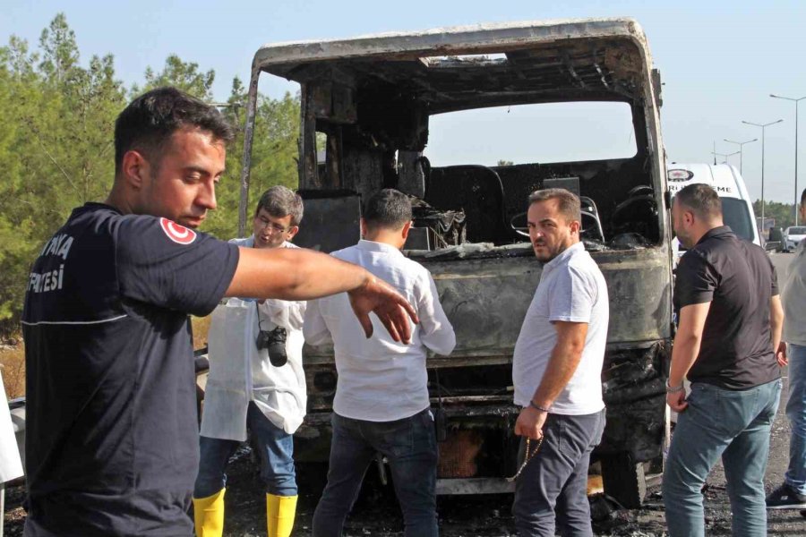 “hayatın Tadını Çıkartacağım” Dedi, Evine Çevirdiği Karavan Sonu Oldu