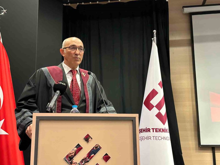 Eskişehir Teknik Üniversitesi’nin 2023-2024 Akademik Yılı Açılış Töreni Yapıldı