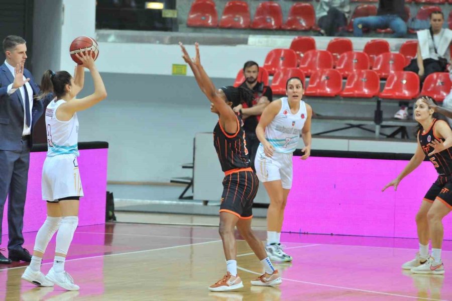 Eurocup Women: Melikgazi Kayseri Basketbol: 60 - Ttt Riga: 80