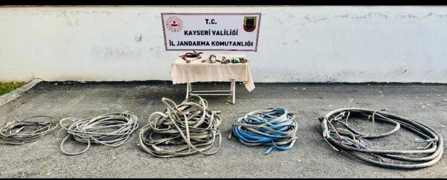 Jandarmadan Kablo Hırsızlarına Suçüstü