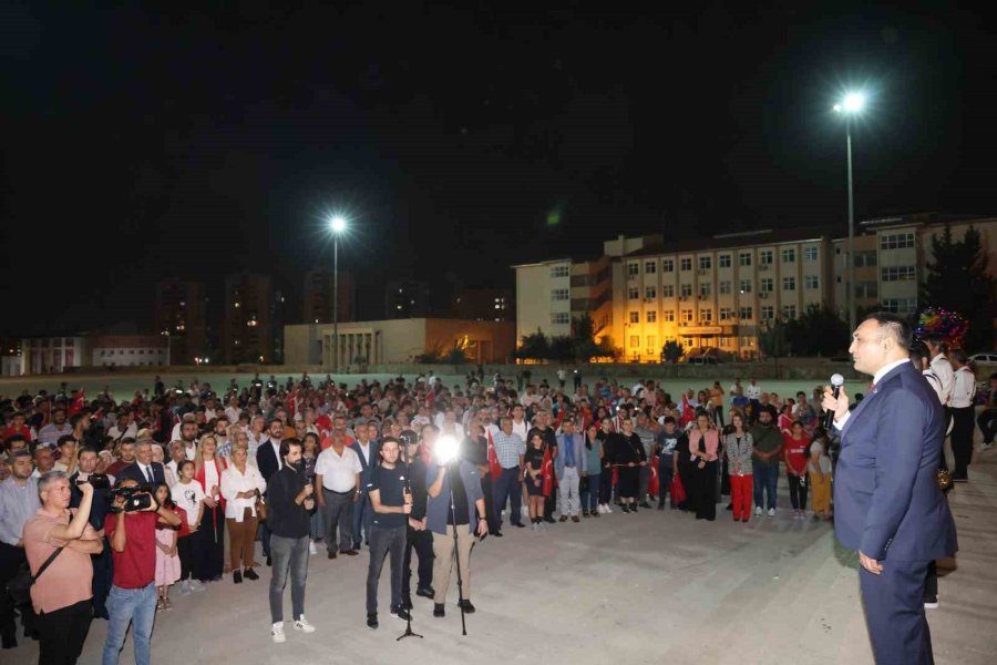 Toroslar’da 100 Yılın Coşkusu Mersin’i Sardı