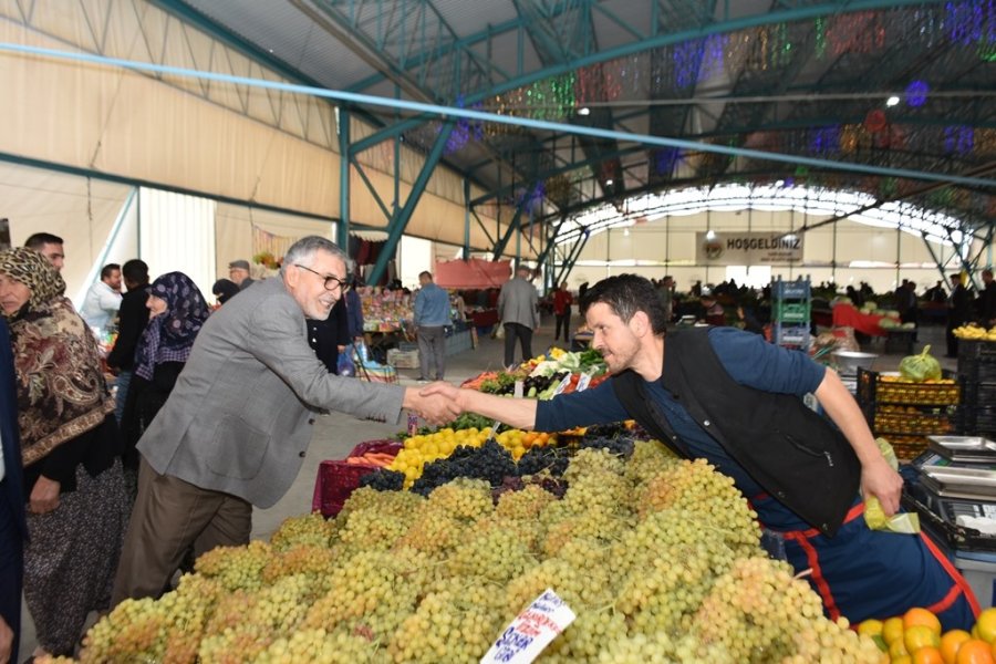 Başkan Bozkurt’tan Pazar Ziyareti