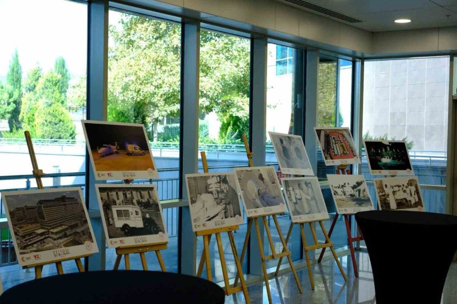 Mersin Şehir Hastanesi’nde ’cumhuriyetin 100. Yılı Fotoğraf Sergisi’ Açıldı