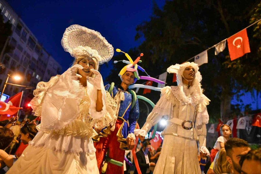 Kaleiçi Festivalle Renklendi