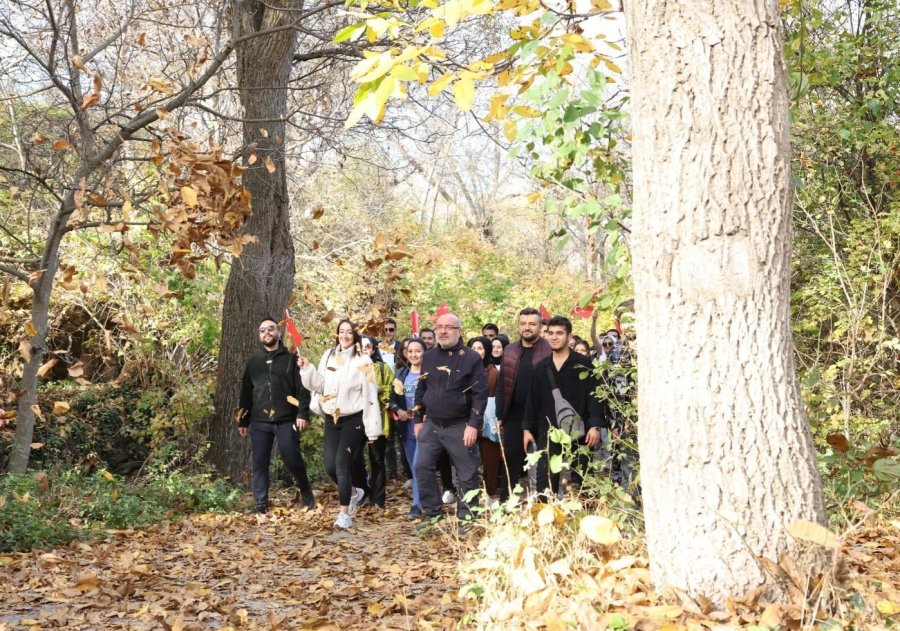 Kayseri Üniversitesi, Koramaz Vadisinde Yürüyüş Etkinliği Gerçekleştirdi