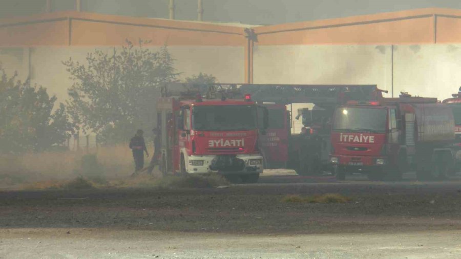 Kayseri’deki Fabrika Yangını 2 Saatte Kontrol Altına Alındı