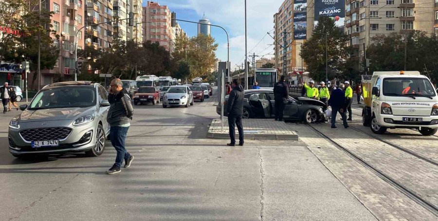 Konya’da Dönüş Yasağı Olan Kavşakta Kaza: 1 Yaralı