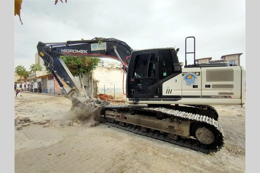 Akdeniz’de Sokak Ve Kaldırımlar Yenilendi