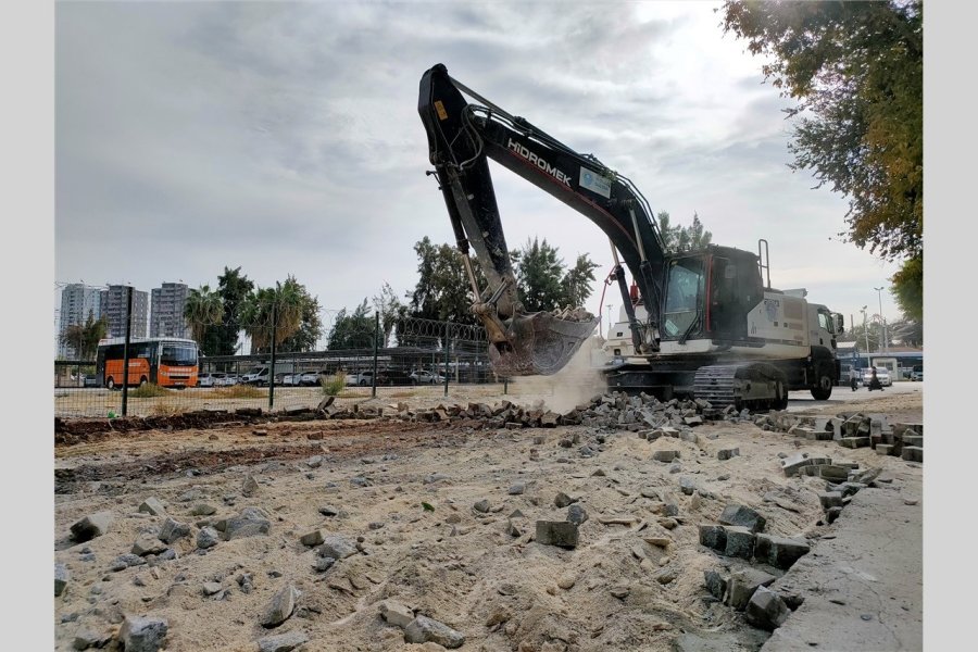 Akdeniz’de Sokak Ve Kaldırımlar Yenilendi