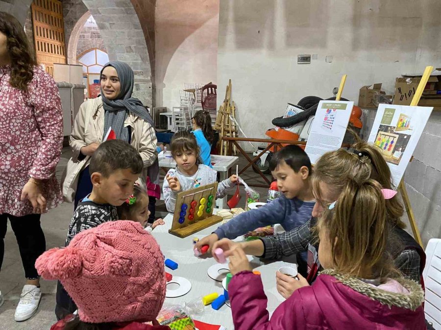 Ulukışla’da Cumhuriyet’in 100. Yıldönümü Festival Havasında Kutlandı