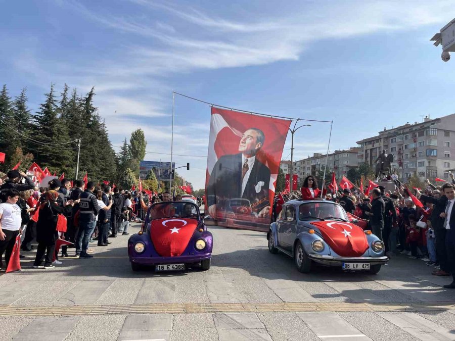 Eskişehir’de Cumhuriyetin 100’üncü Yılı Coşkuyla Kutlandı