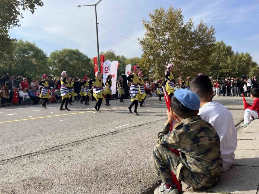 Eskişehir’de Cumhuriyetin 100’üncü Yılı Coşkuyla Kutlandı