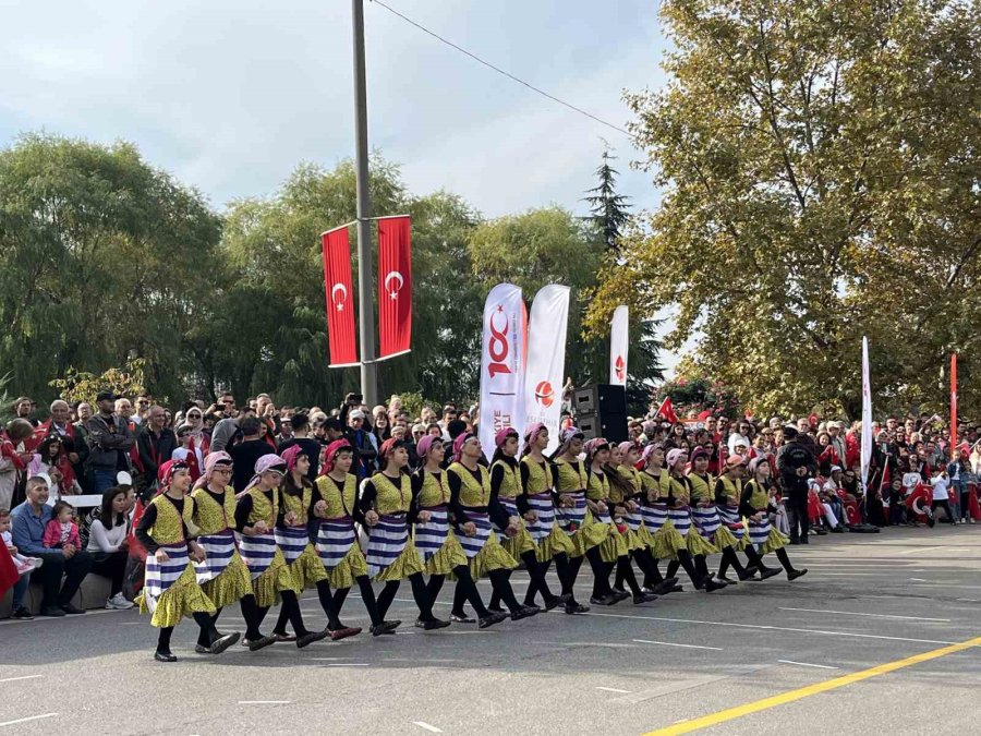 Eskişehir’de Cumhuriyetin 100’üncü Yılı Coşkuyla Kutlandı