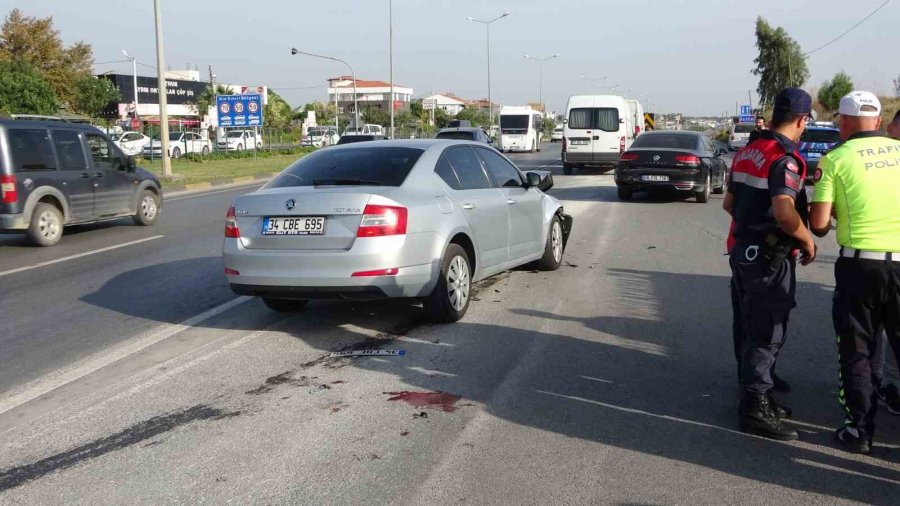 Kamyonetin Aynasına Çarpıp Otomobilin Altında Sürüklenen Motosiklet Sürücüsü Hayatını Kaybetti