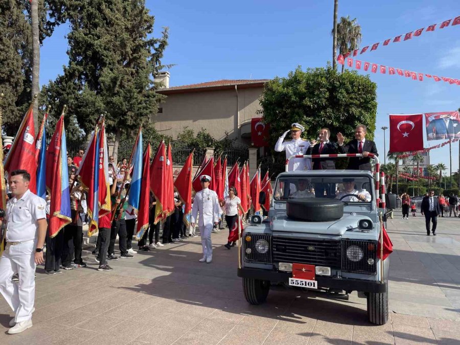 Mersin’de Cumhuriyet Bayramı Coşkuyla Kutlandı