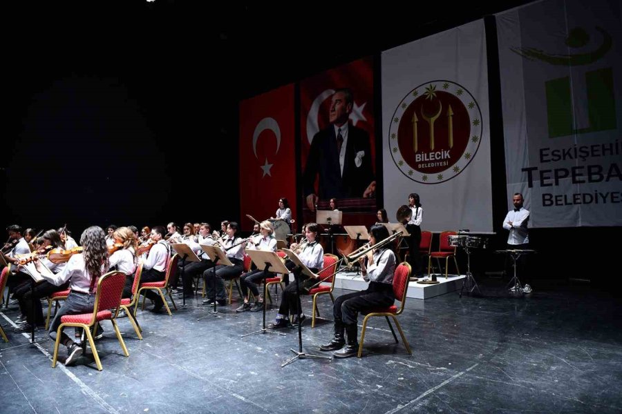 Muhteşem Çocuklardan Muhteşem Cumhuriyet Konseri