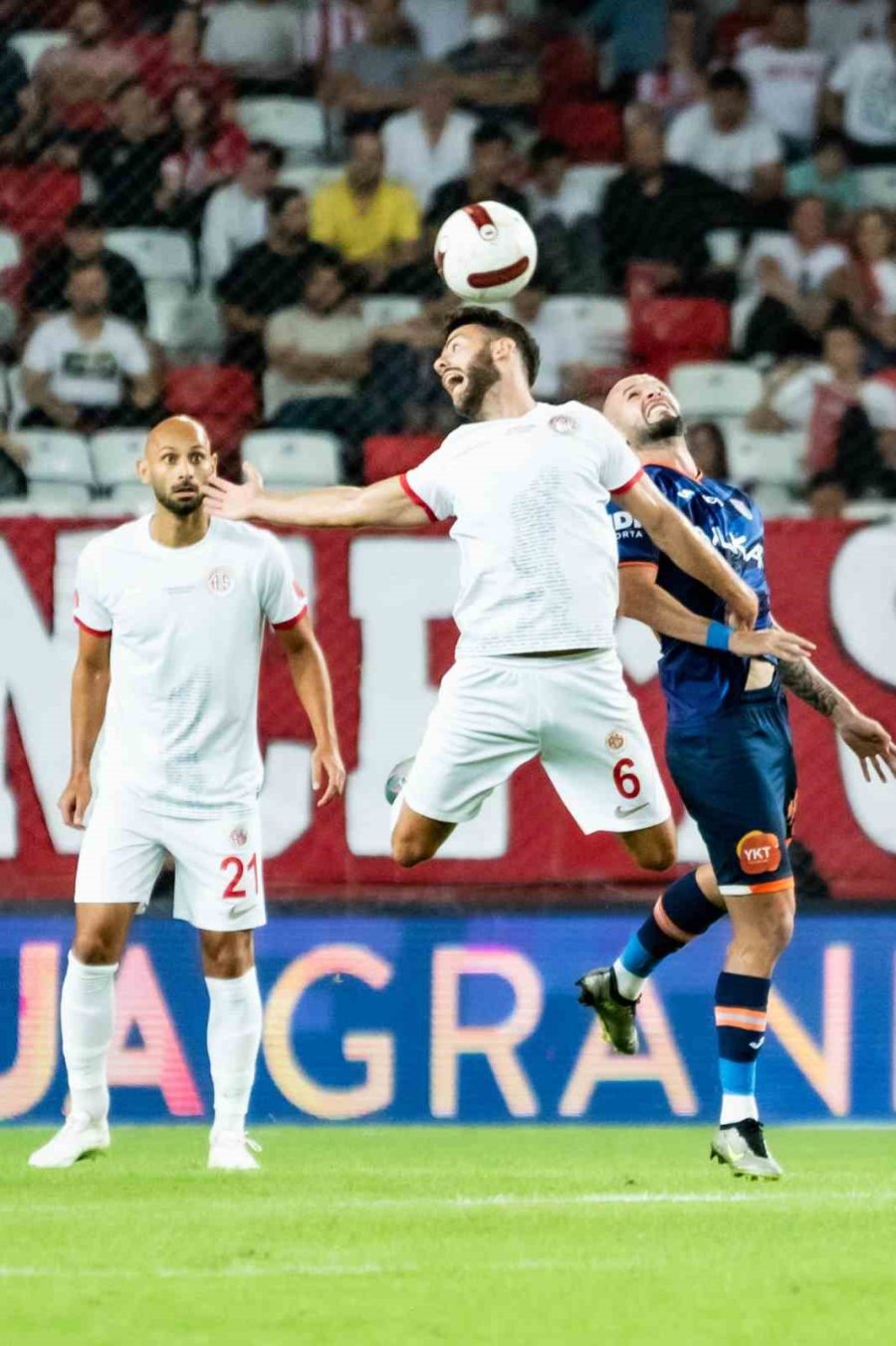 Trendyol Süper Lig: Antalyaspor: 1 - Rams Başakşehir: 0 (ilk Yarı)