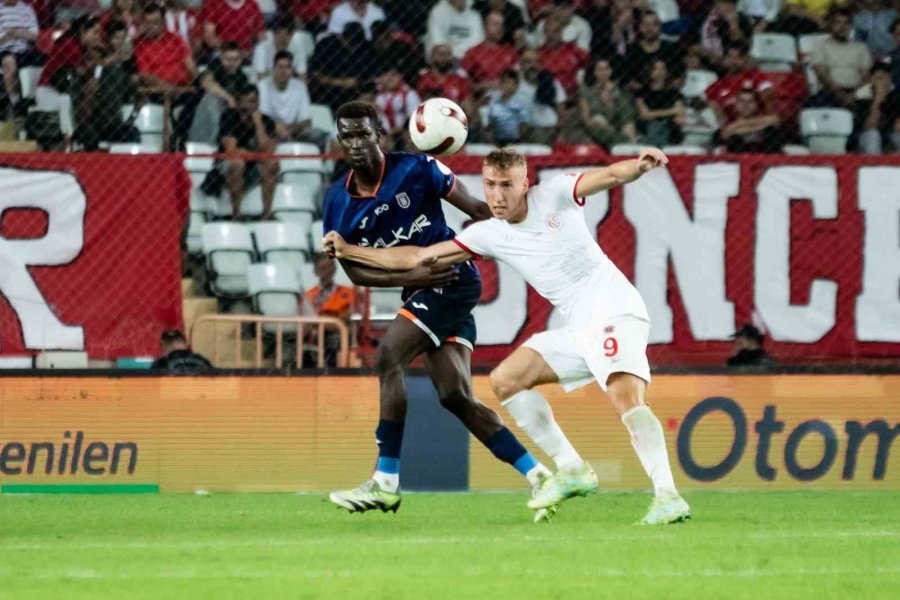 Trendyol Süper Lig: Antalyaspor: 1 - Rams Başakşehir: 0 (maç Sonucu)