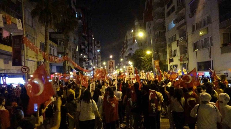 Antalya’da Cumhuriyet’in 100. Yılı Coşkusu