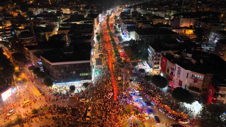 Antalya’nın İlçelerinde Cumhuriyet’in 100. Yılı Coşkusu Yaşandı