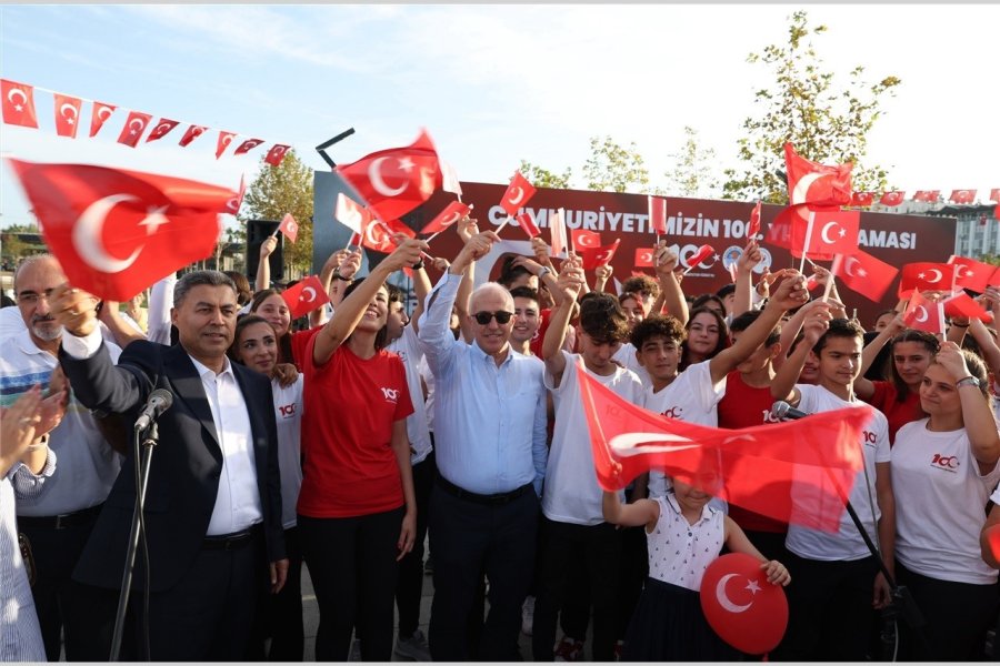 Cumhuriyetin 100. Yılı Akdeniz’de Coşkuyla Kutlandı