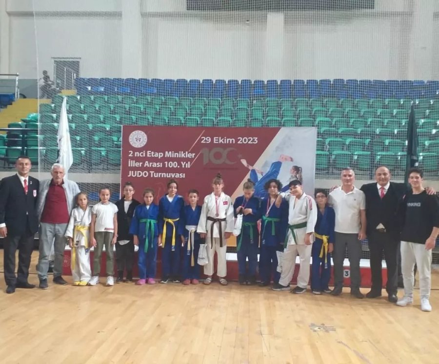 Eskişehir’e 100. Yıl Judo Turnuvası’ndan 3 Madalya