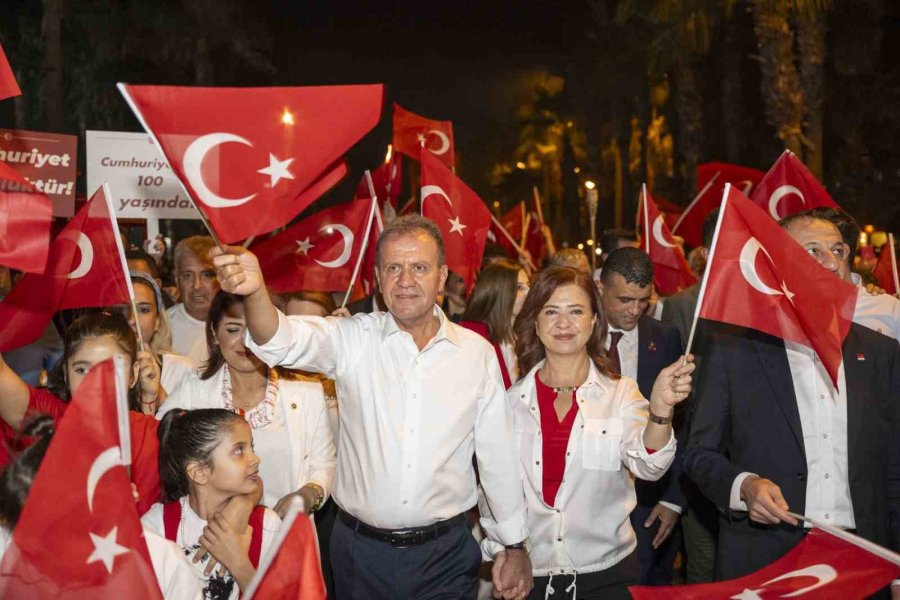 Mersin’de Cumhuriyetin 100. Yıl Coşkusu Yaşandı