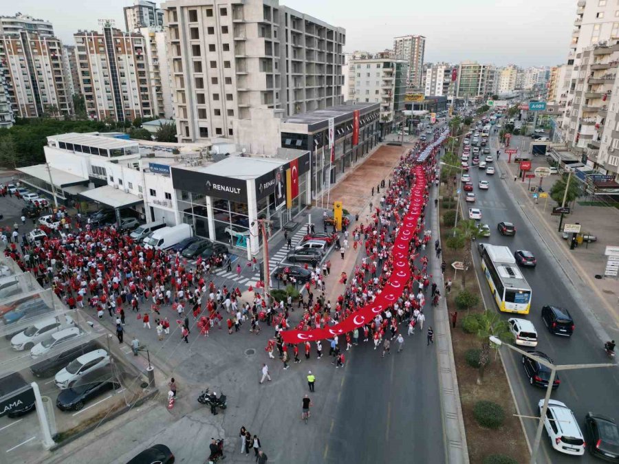 Mezitli’de 100. Yıl Coşkusu Cadde Ve Sokaklara Sığmadı